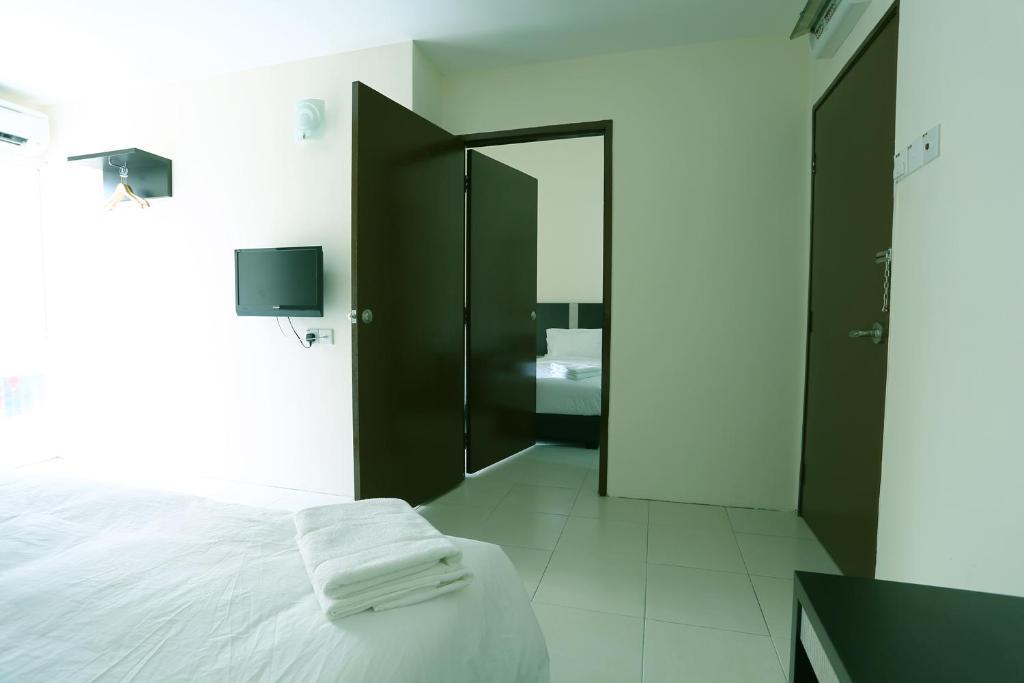 Nd Hotel Malacca Room photo