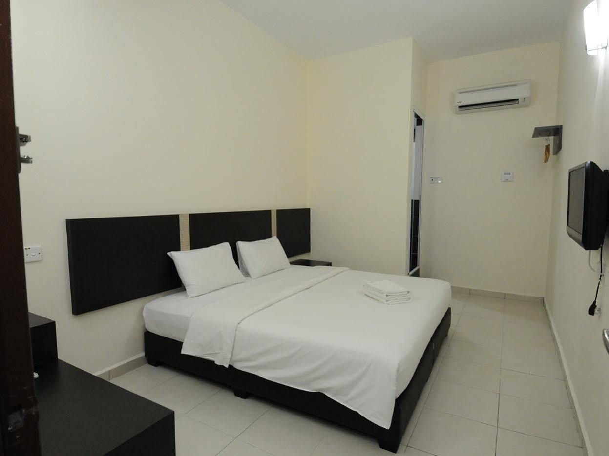 Nd Hotel Malacca Exterior photo