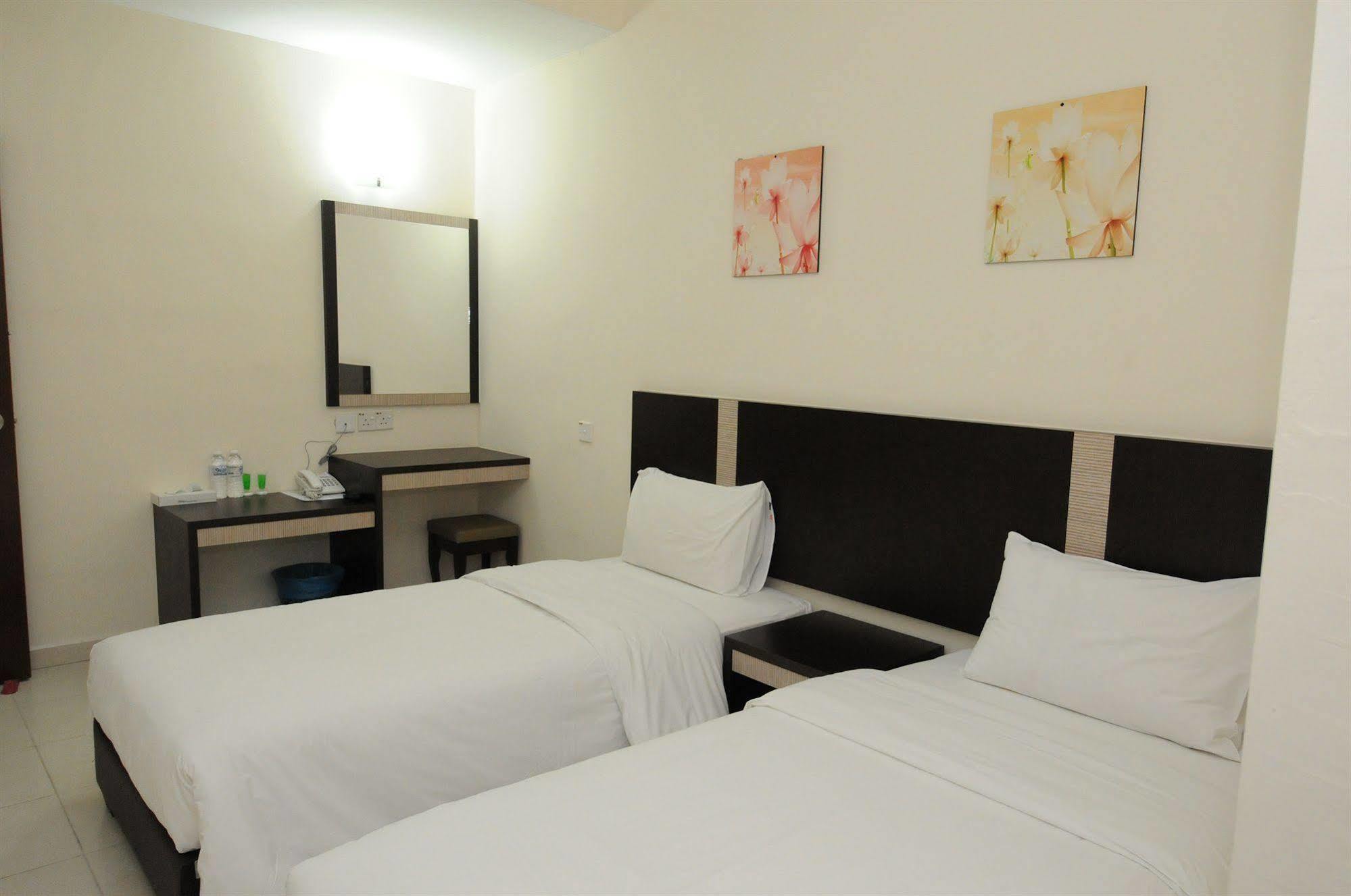 Nd Hotel Malacca Exterior photo
